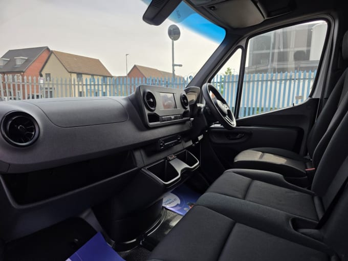 2025 Mercedes-benz Sprinter