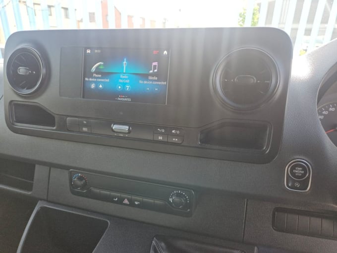2025 Mercedes-benz Sprinter