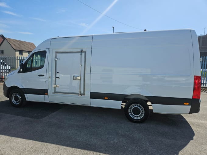 2025 Mercedes-benz Sprinter