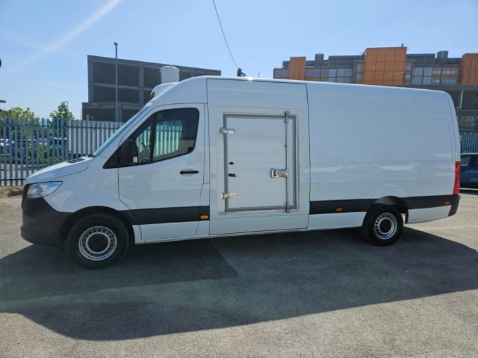 2025 Mercedes-benz Sprinter
