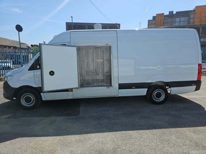 2025 Mercedes-benz Sprinter