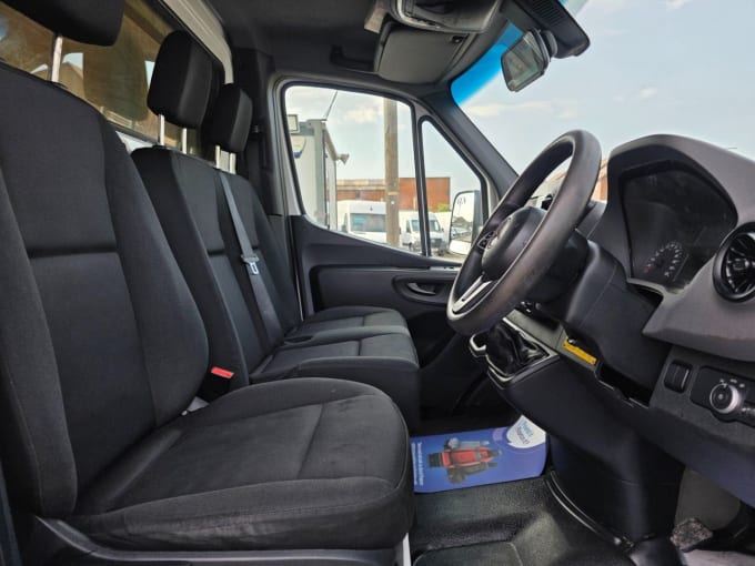 2025 Mercedes-benz Sprinter