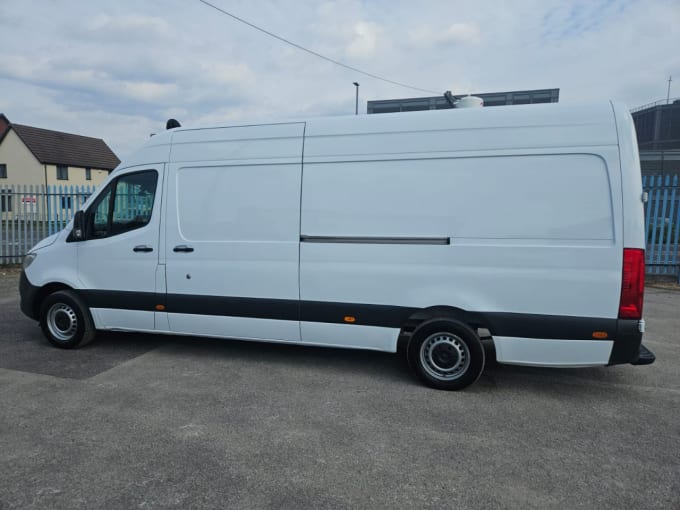 2025 Mercedes-benz Sprinter
