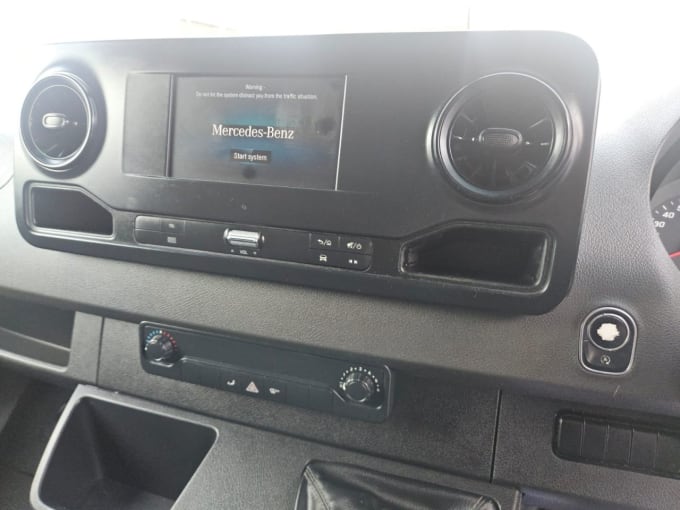 2025 Mercedes-benz Sprinter
