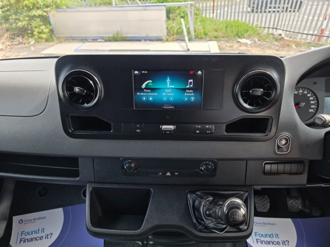 2025 Mercedes-benz Sprinter