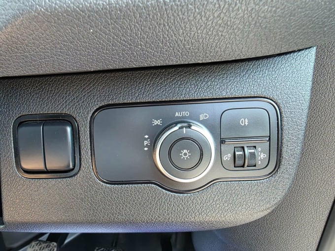 2025 Mercedes-benz Sprinter