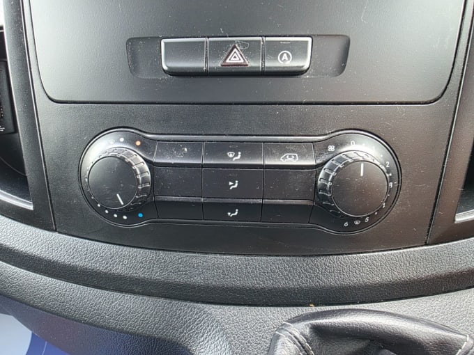 2025 Mercedes-benz Vito