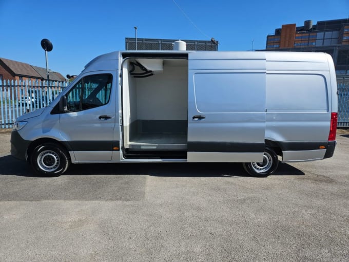 2025 Mercedes-benz Sprinter