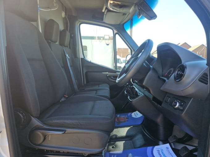 2025 Mercedes-benz Sprinter