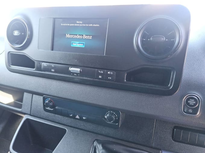 2025 Mercedes-benz Sprinter