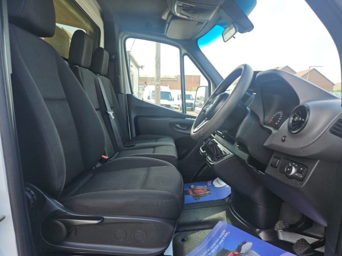 2025 Mercedes-benz Sprinter