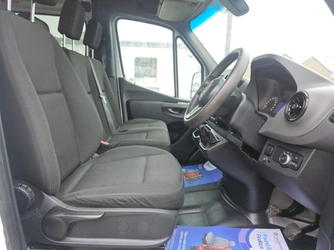 2025 Mercedes-benz Sprinter