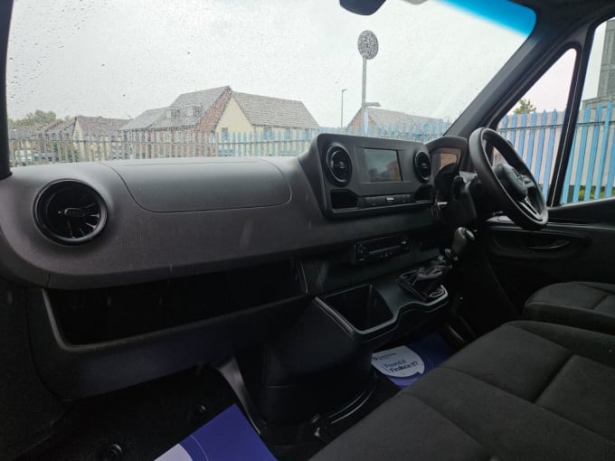2025 Mercedes-benz Sprinter