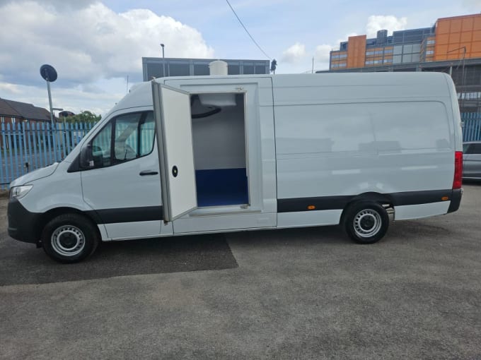 2025 Mercedes-benz Sprinter