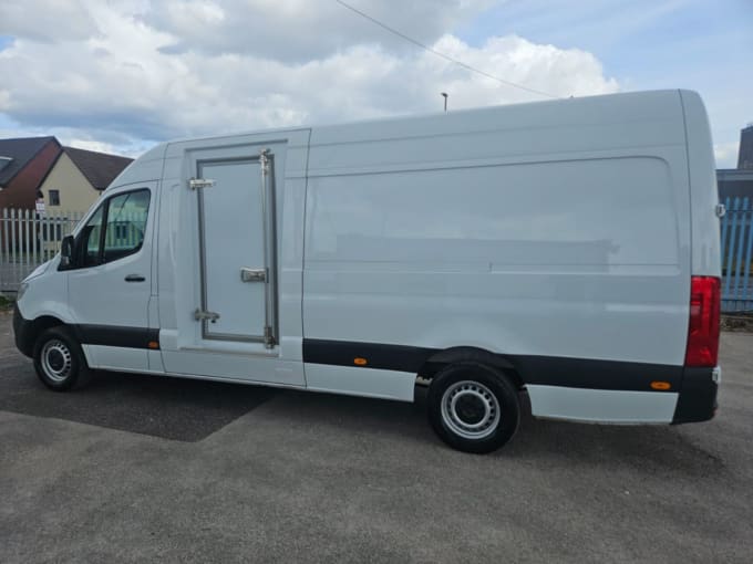 2025 Mercedes-benz Sprinter