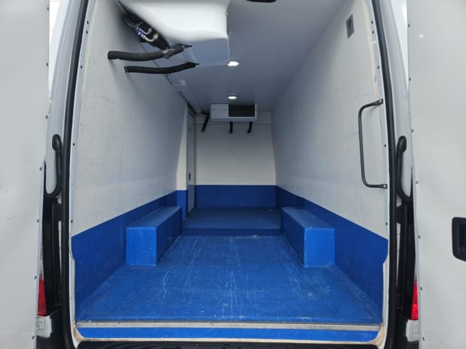 2025 Mercedes-benz Sprinter