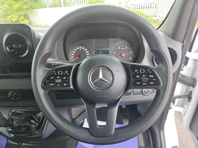 2025 Mercedes-benz Sprinter
