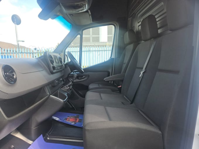 2025 Mercedes-benz Sprinter
