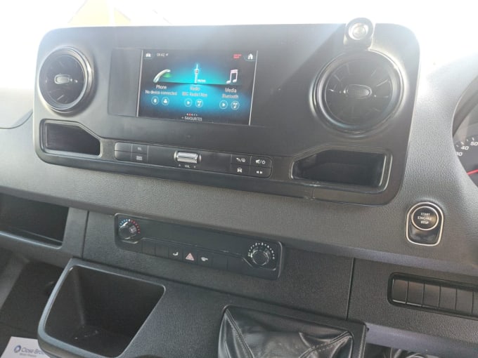 2025 Mercedes-benz Sprinter