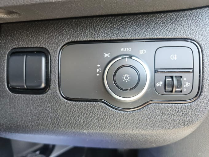 2025 Mercedes-benz Sprinter