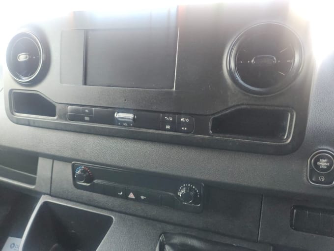 2025 Mercedes-benz Sprinter