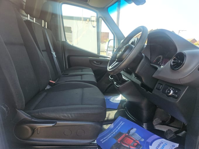 2025 Mercedes-benz Sprinter