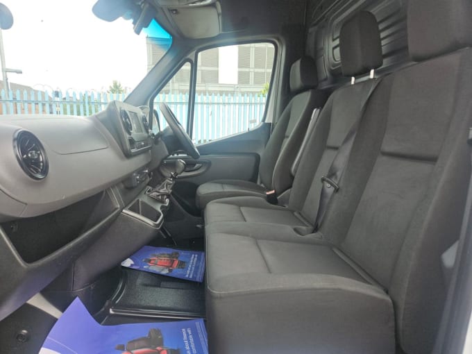 2025 Mercedes-benz Sprinter