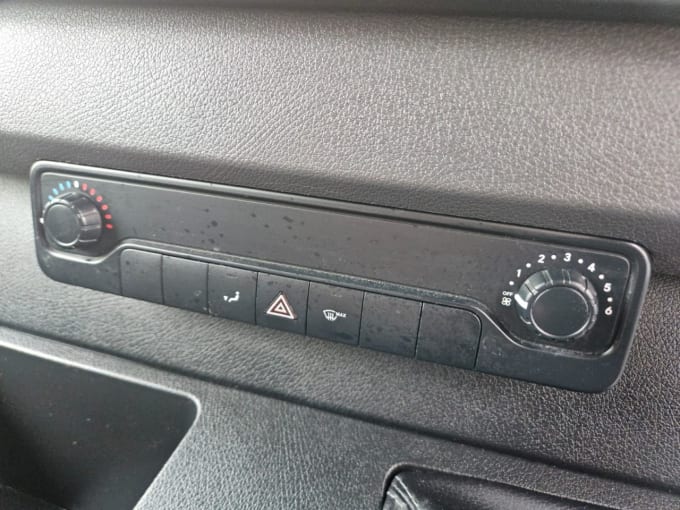2025 Mercedes-benz Sprinter