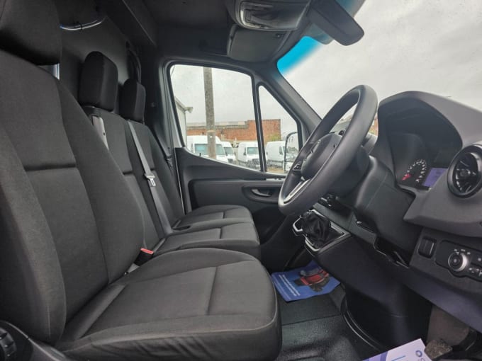 2025 Mercedes-benz Sprinter