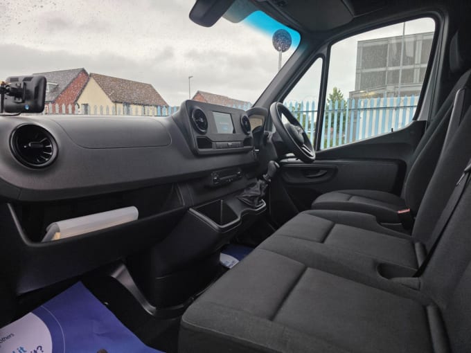 2025 Mercedes-benz Sprinter
