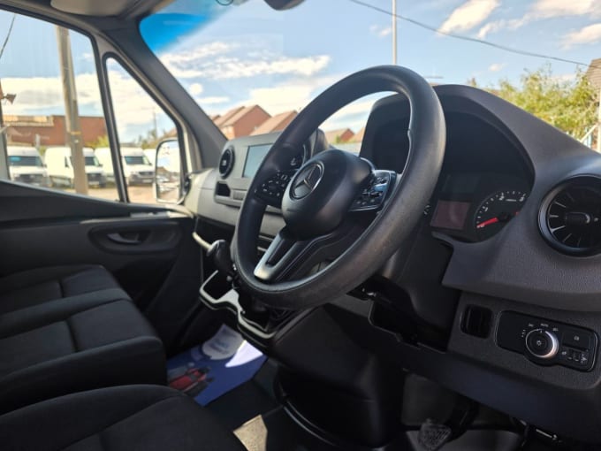 2025 Mercedes-benz Sprinter