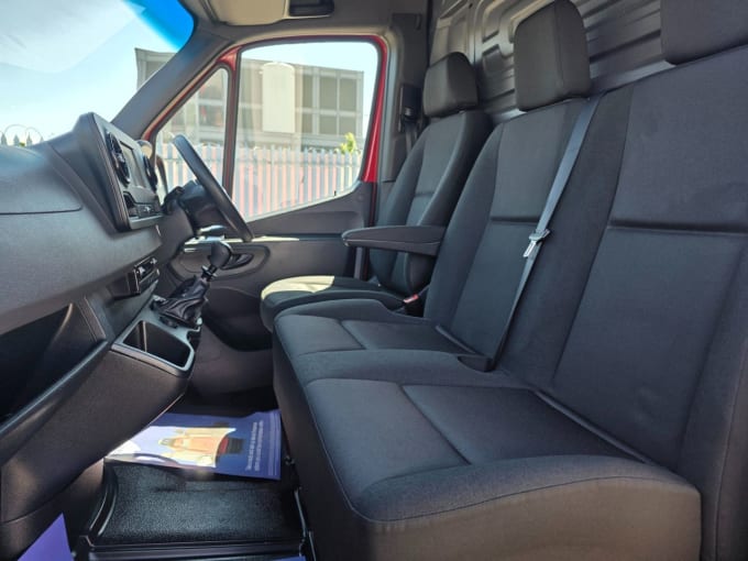 2025 Mercedes-benz Sprinter