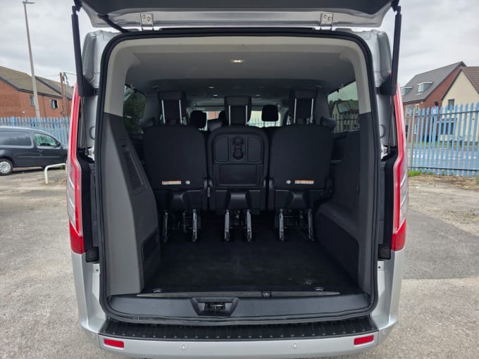 2025 Ford Tourneo Custom