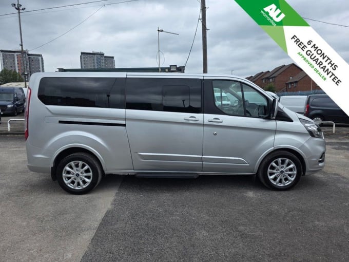 2025 Ford Tourneo Custom