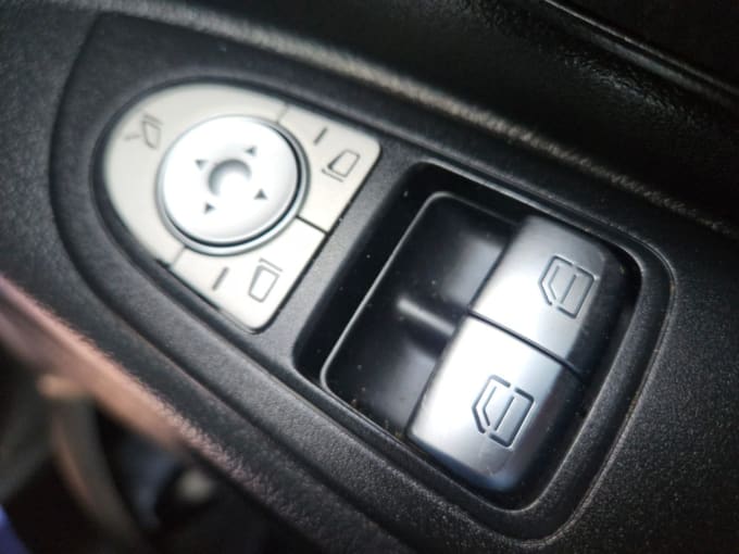 2025 Mercedes-benz Vito