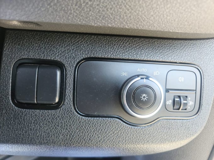 2025 Mercedes-benz Sprinter