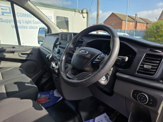 2025 Ford Transit Custom