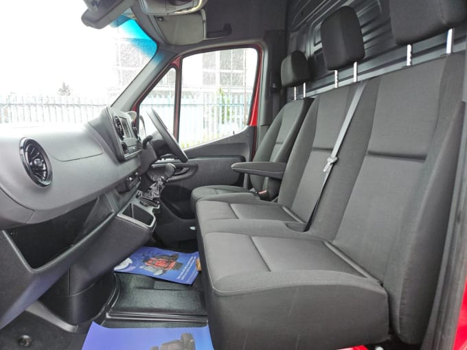 2025 Mercedes-benz Sprinter