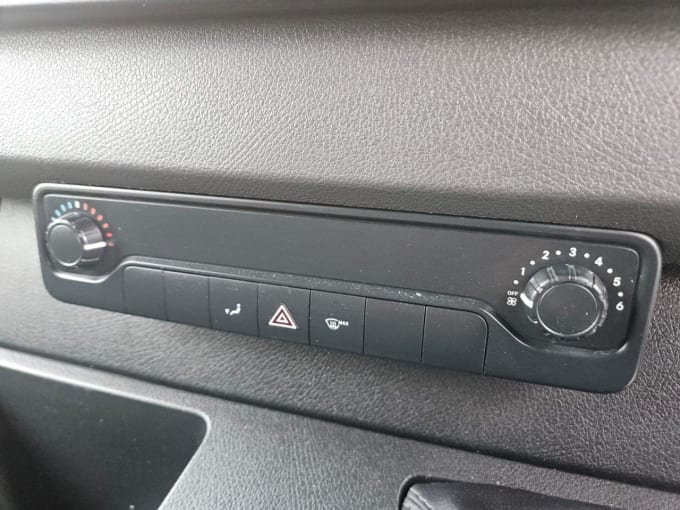2025 Mercedes-benz Sprinter