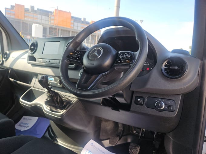 2025 Mercedes-benz Sprinter