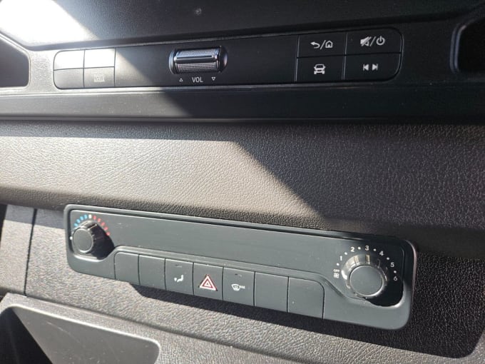 2025 Mercedes-benz Sprinter