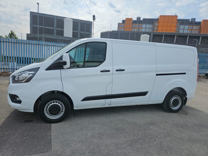 2025 Ford Transit Custom