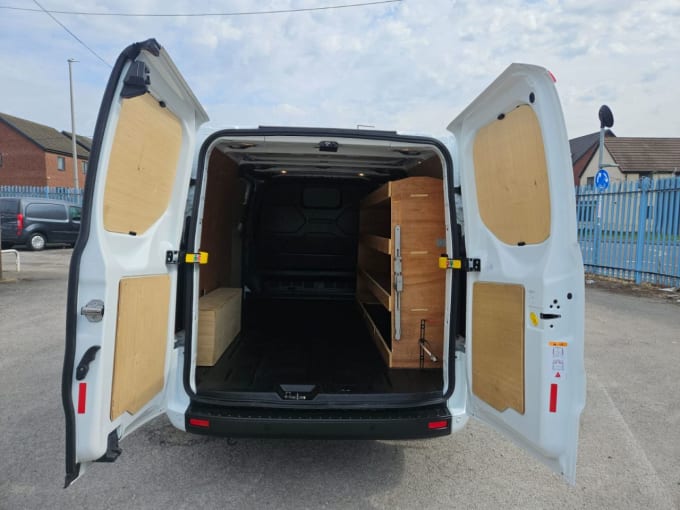 2025 Ford Transit Custom