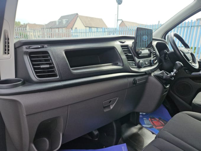2025 Ford Transit Custom