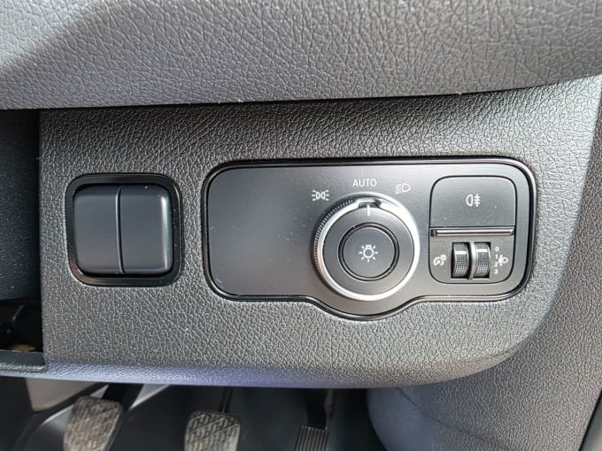 2025 Mercedes-benz Sprinter