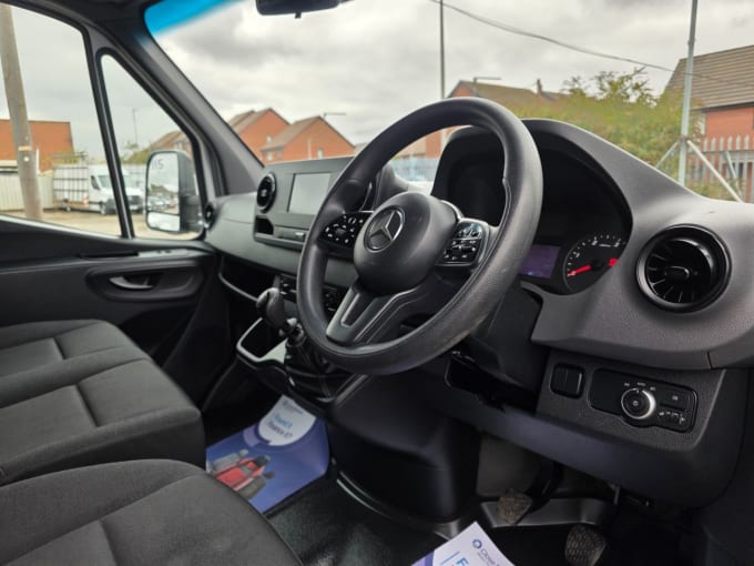 2025 Mercedes-benz Sprinter
