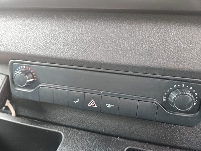 2025 Mercedes-benz Sprinter