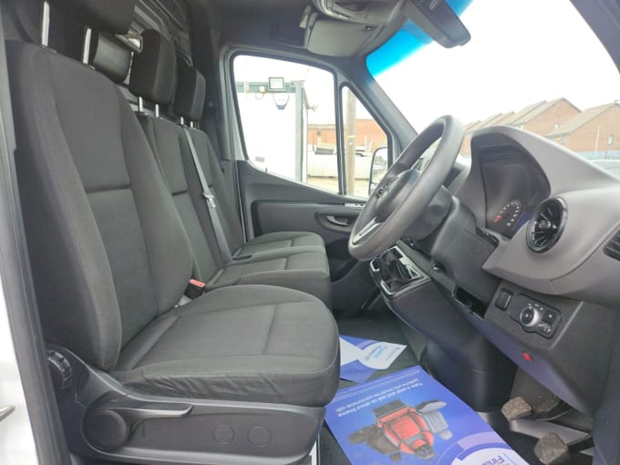 2025 Mercedes-benz Sprinter