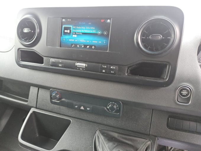 2025 Mercedes-benz Sprinter