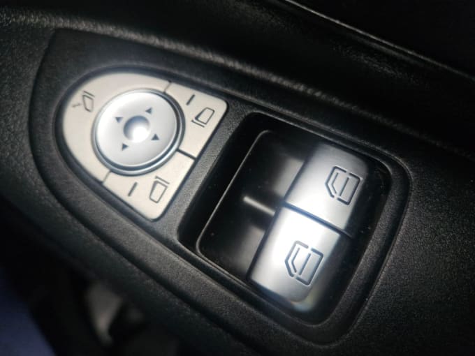 2025 Mercedes-benz Vito